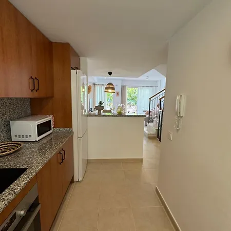 Avocadohome فيلة *